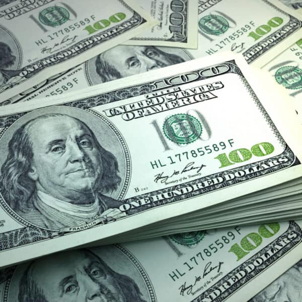 alaska aprueba fondos para beneficiar servicios publicos