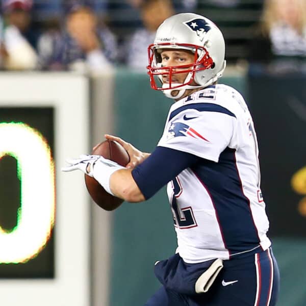 quarterback de la nfl anuncia que se retira del deporte