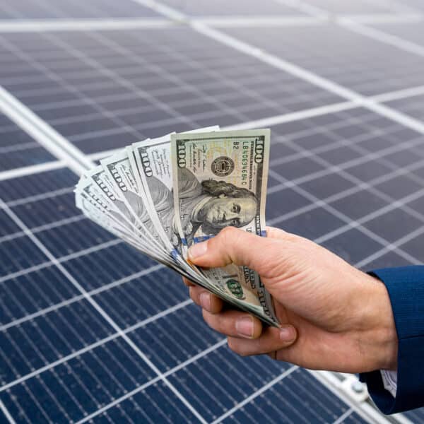 biden ofrece financiamiento a proyectos de energia limpia