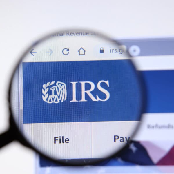 irs preve aumentar el numero de auditores