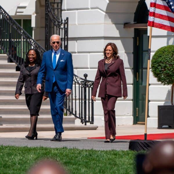 Administracion Biden Llega a un Acuerdo de Conservacion del Agua con Tres Estados del pais