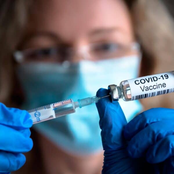 Anuncian Fin de Regulaciones sobre Vacunas AntiCovid 19 en Estados Unidos