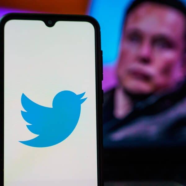 Elon Musk Anuncia que Dejará la Dirección de Twitter