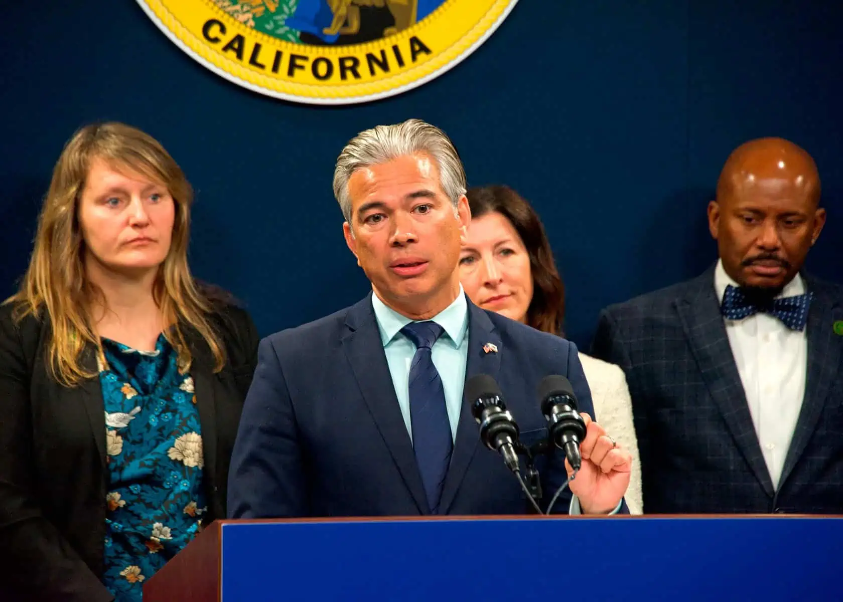 Fiscales de California Solicitan Cambios en las Regulaciones de la Comision Federal de Comercio
