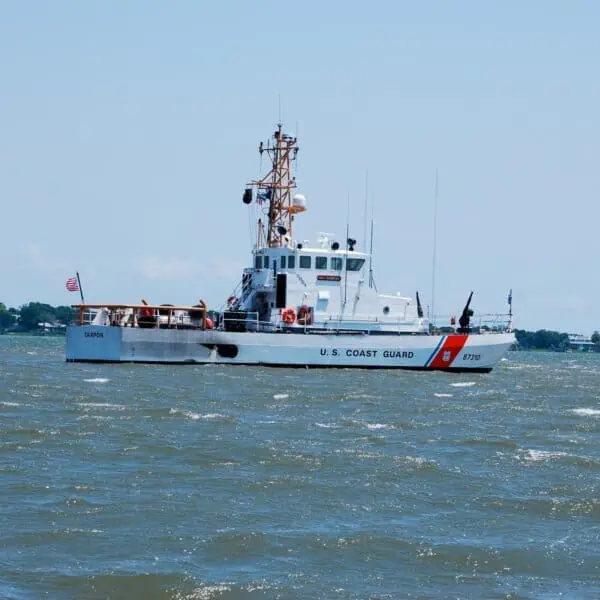 Guardia Costera Estadounidense Devuelve Migrantes a Republica Dominicana 24 de Mayo