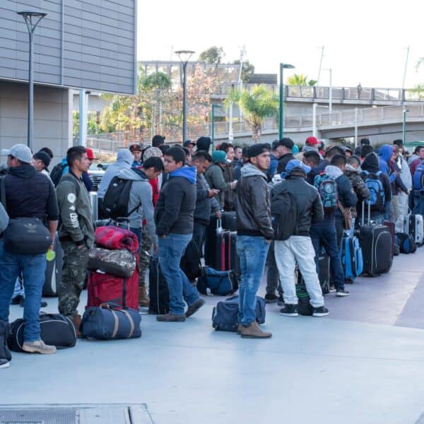 Hay Cambios en la Política Migratoria de Estados Unidos Tras Derogacion del Título 42