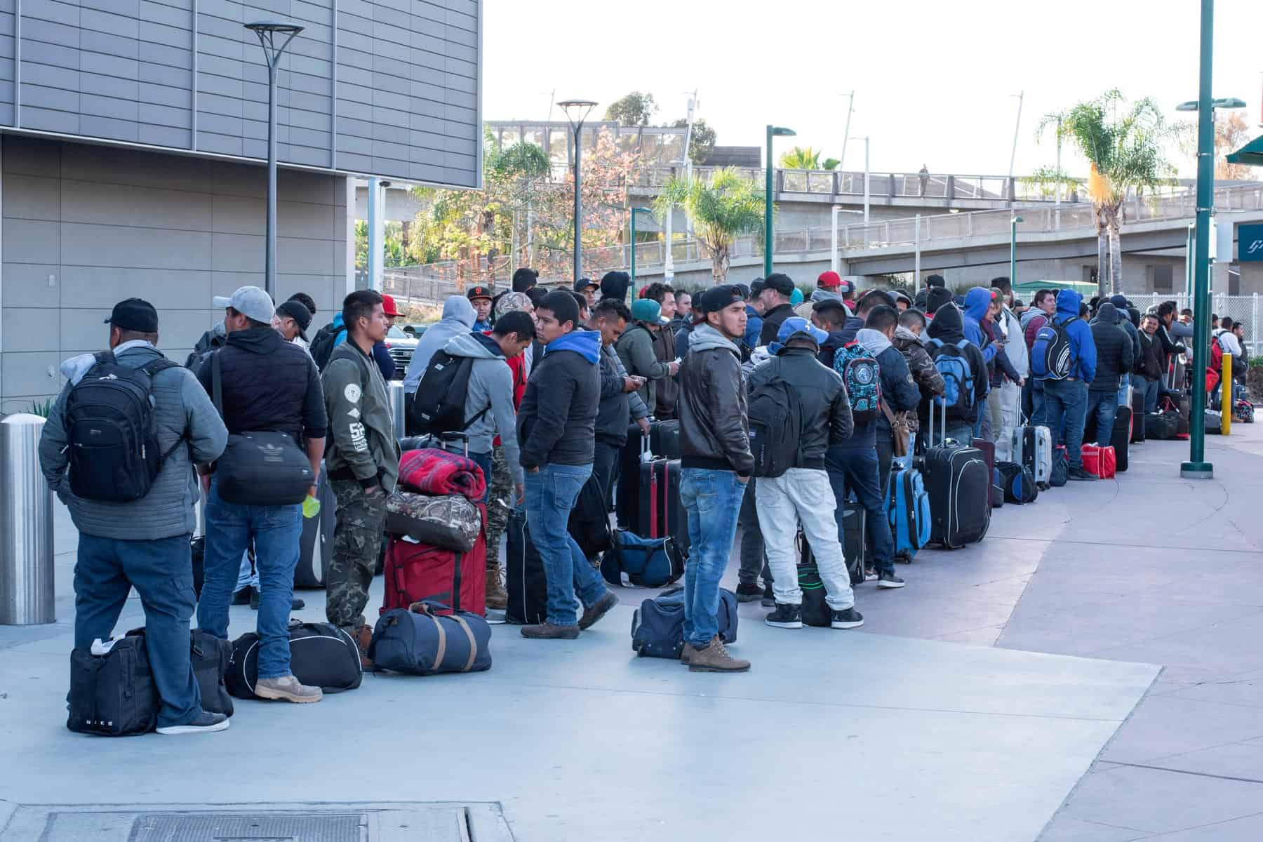 Hay Cambios en la Política Migratoria de Estados Unidos Tras Derogacion del Título 42