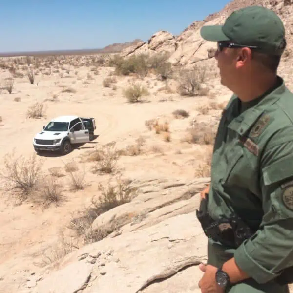 CBP Cierra Dos Escondites de Migrantes en Texas