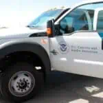 CBP Confisca Instrumentos y Medicamentos para Peleas de Gallos en la Frontera