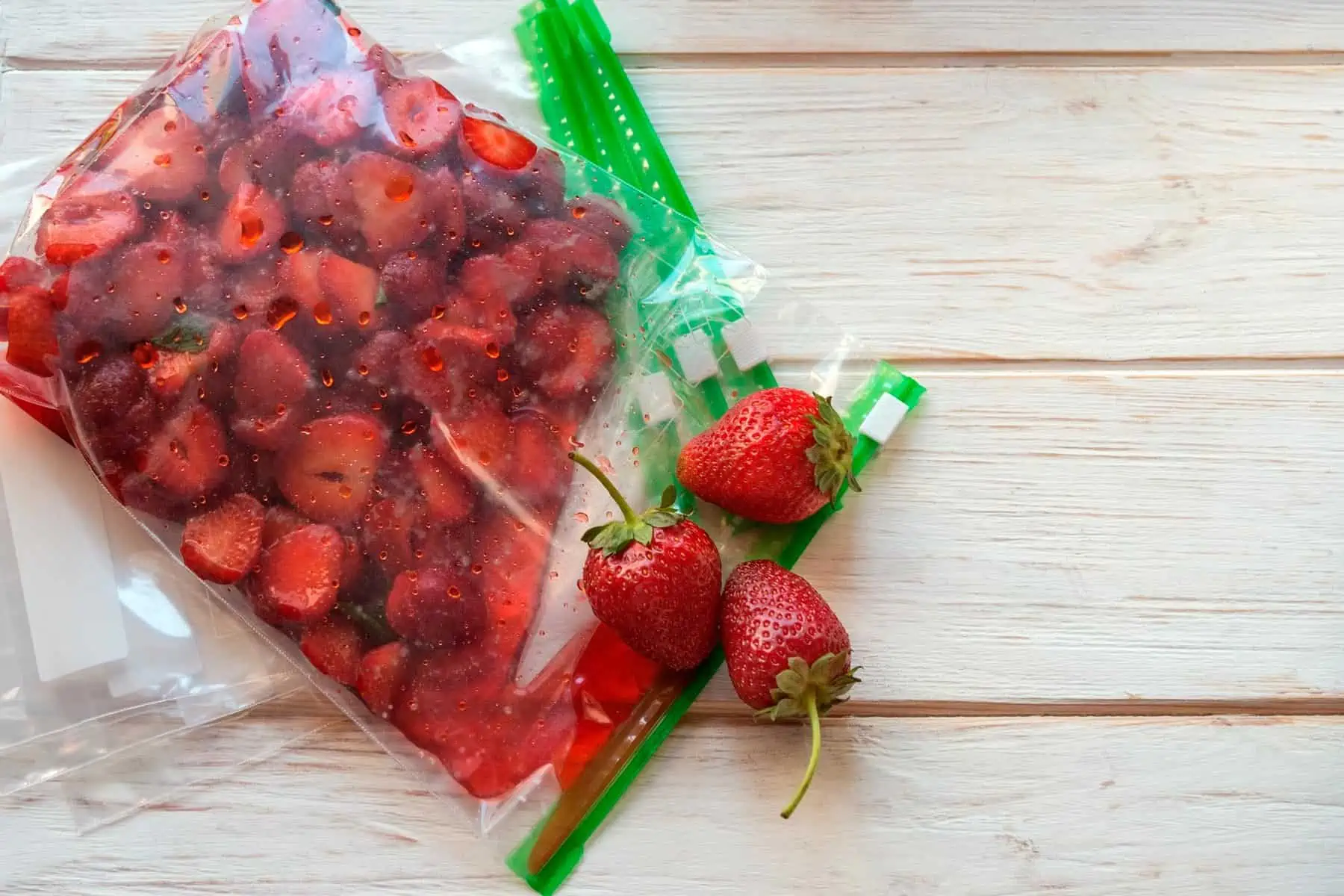 FDA Retira del Mercado Varios Productos con Fresas Congeladas por Riesgo a la Salud