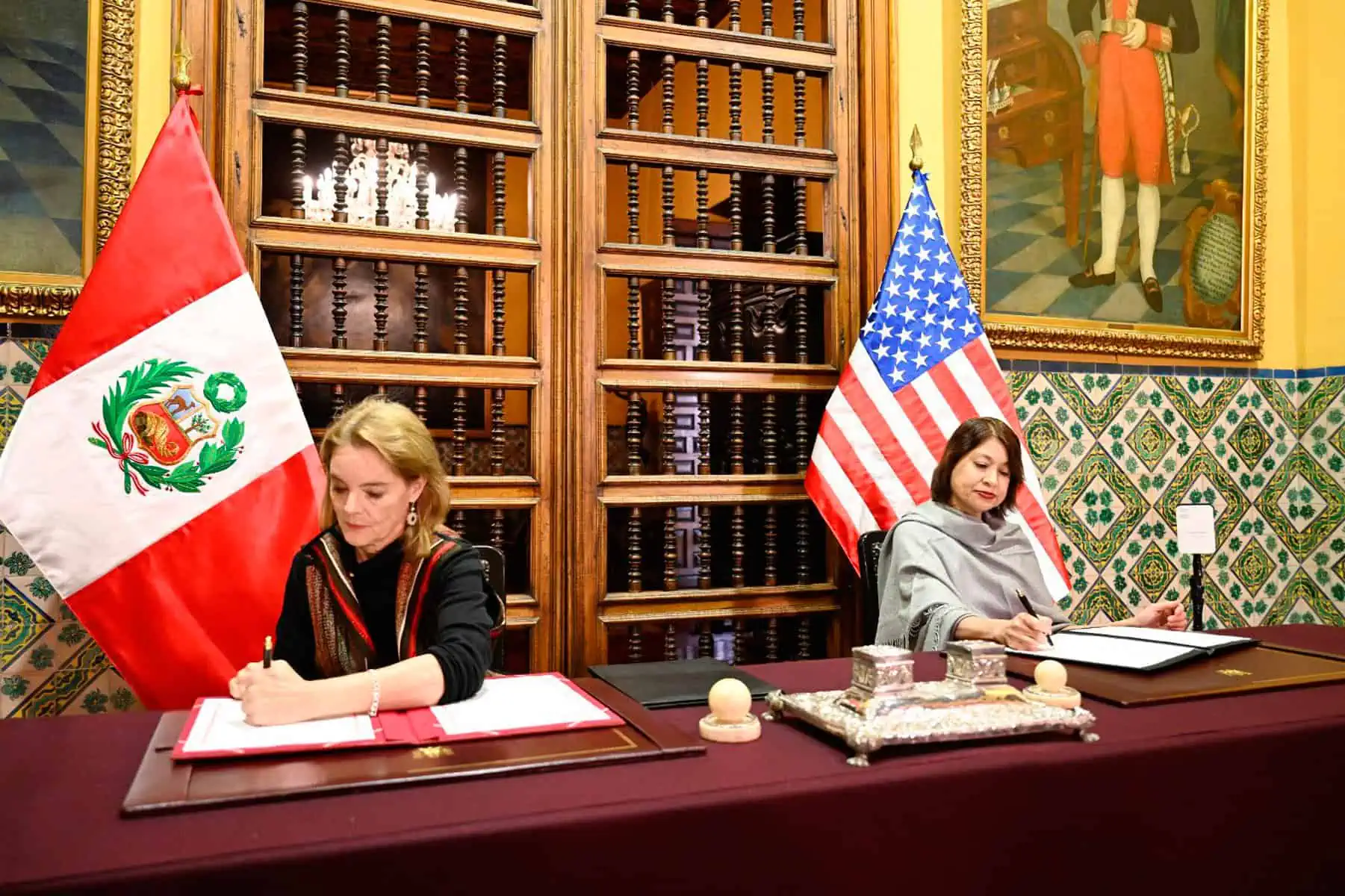 Estados Unidos y Perú Firman Acuerdo de Intercepción Aérea No Letal para Aeronaves Vinculadas al Narcotráfico