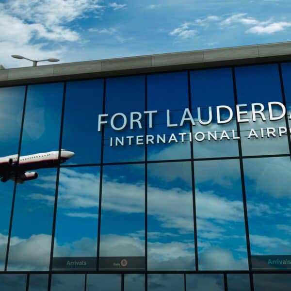 Evacuan Terminal 1 del Aeropuerto Internacional de Fort Lauderdale por Paquete Sospechoso