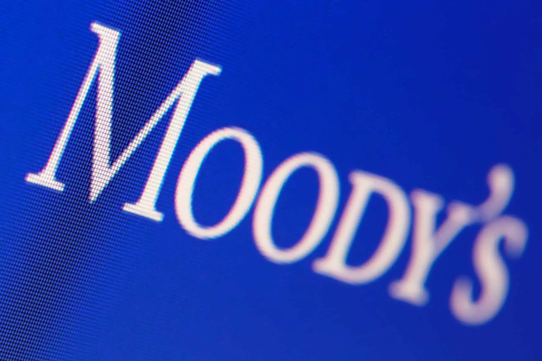 Moodys Analytics Recorta Calificaciones Crediticias a Bancos Estadounidenses
