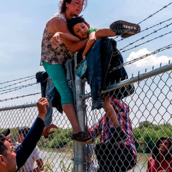 Administración Biden Considera Nuevas Medidas Para Frenar Flujo Migratorio