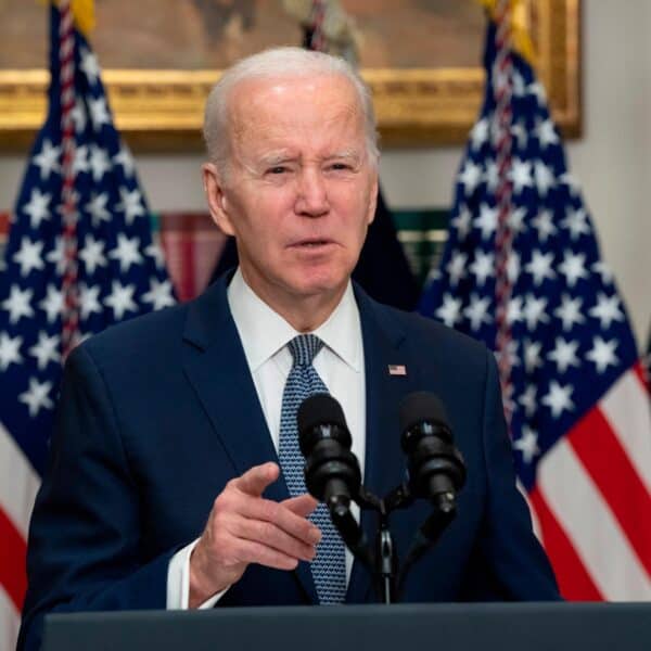 Biden Anuncia la Firma de un Proyecto de Ley que Evitará Cierre