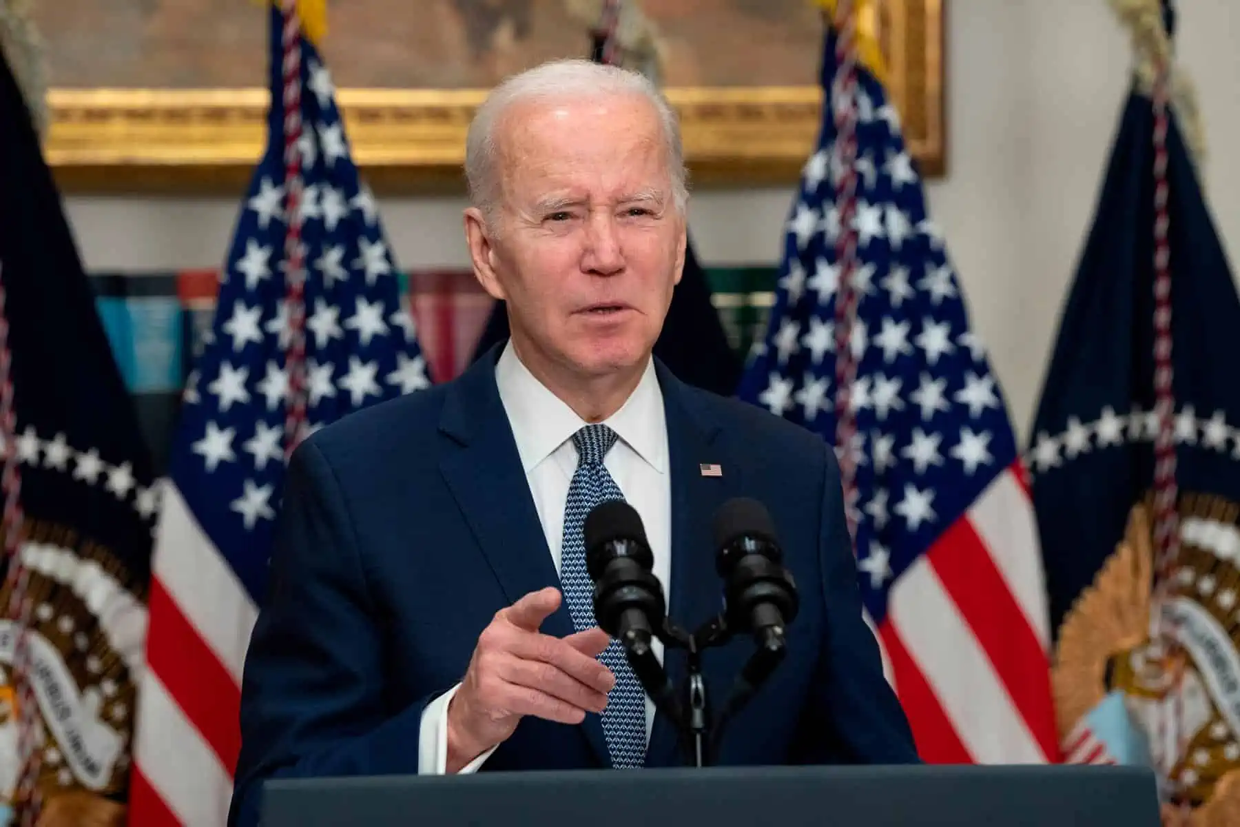 Biden Anuncia la Firma de un Proyecto de Ley que Evitará Cierre