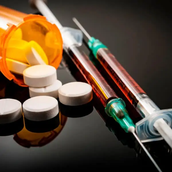 ¿Cuál es el Nuevo Plan de Biden para Evitar la Sobredosis de Opioides en las Escuelas de Estados Unidos?